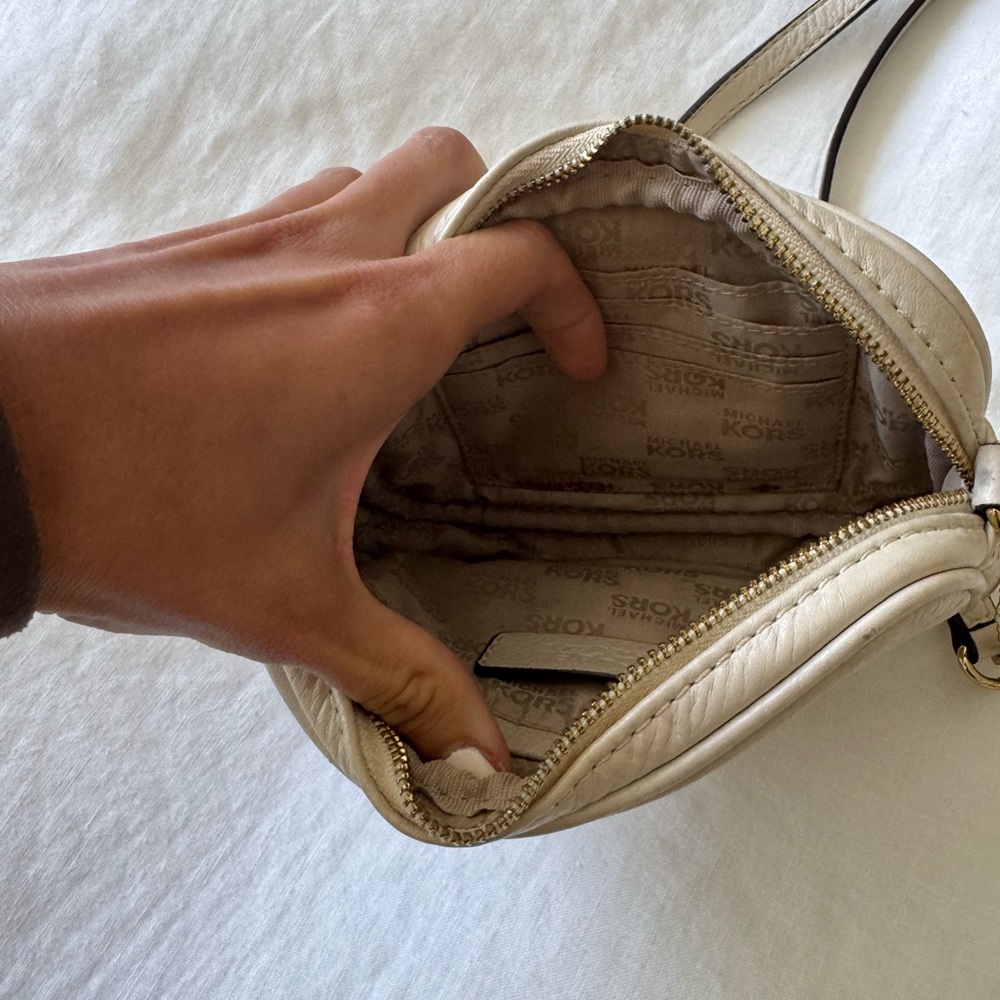 Michael Kors Crossbody bag - Picture 4 of 8
